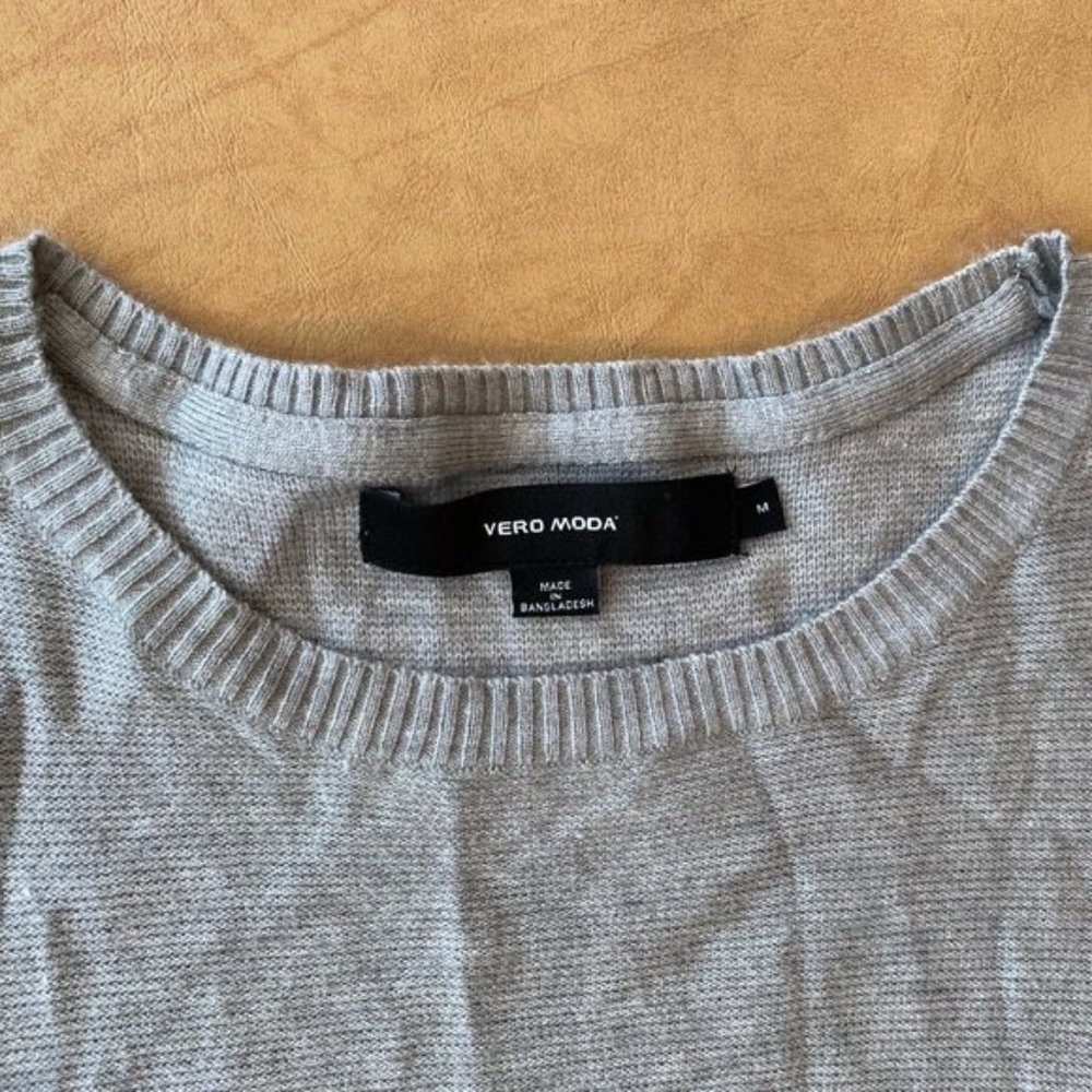 Vero Moda Ruffle Sweater - Picture 4 of 5